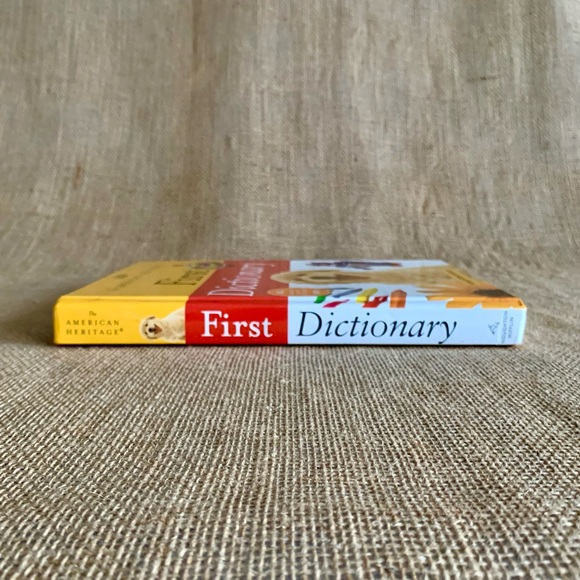 THE AMERICAN HERITAGE FIRST DICTIONARY Hardcover Book Age 5 + / Level K - 2 - Picture 6 of 12